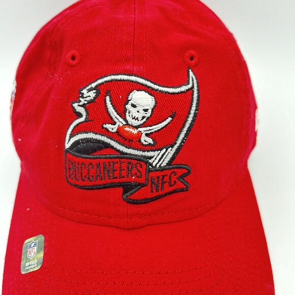 Tampa Bay Buccaneers Cap New Era NFL 9TWENTY Classic Adjustable Strapback Women - Picture 2 of 12